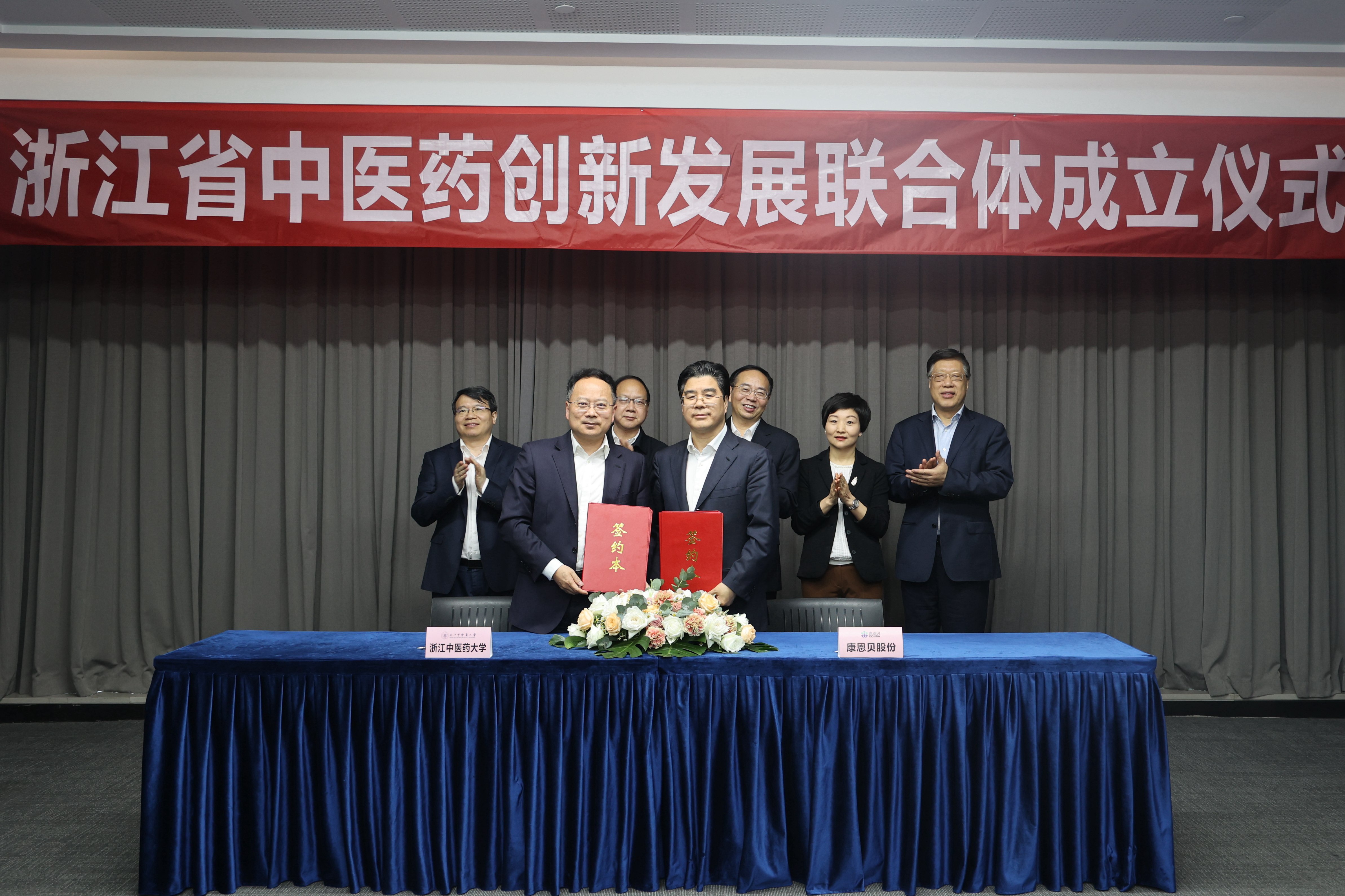 防疫保供，，，强化继续践行初心使命